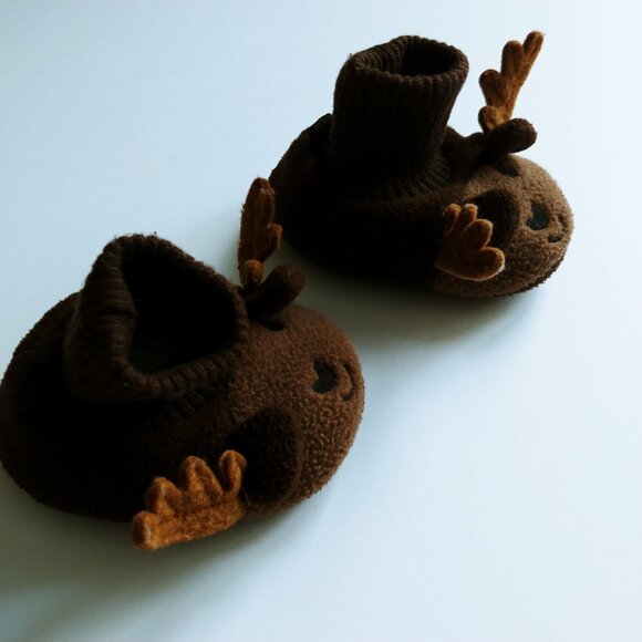Joe Fresh Brown Fleece Moose 3D Ears and Antlers  Baby Booties 0-6 Months - Picture 7 of 10